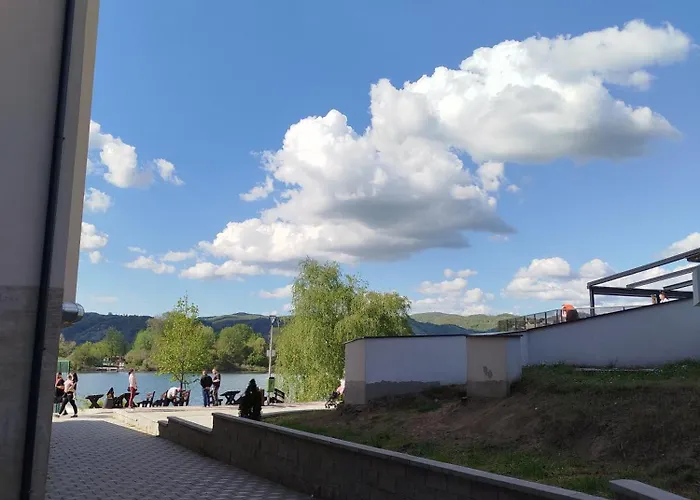 Srebrno Srce アパート Veliko Gradište